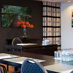 Отель Fletcher Hotel-restaurant Валвейк